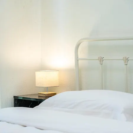 Houseloft Kalamaria Skyview דירה *